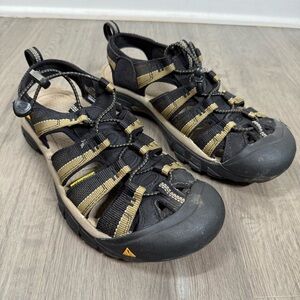 Keen Newport Men's Black and Tan Outdoor Sandals